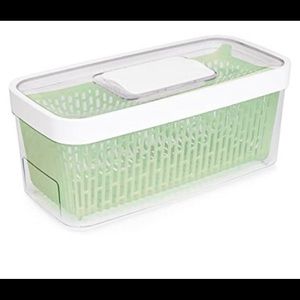 OXO Good Grips GreenSaver Produce Keeper Size Large